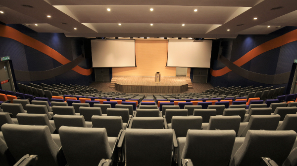 深度剖析马来西亚双威大学商科专业就业前景：开启职场成功之门
